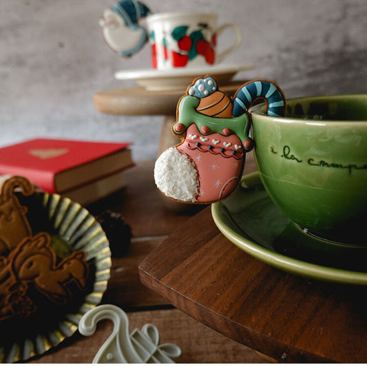Christmas Cup-Edge Cookie Cutters, alternate view 2