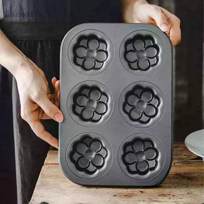 6-Cavity Flower Madeleine Pan, alternate view 4