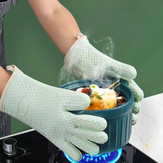 Heat-Resistant Baking Gloves, alternate view 2