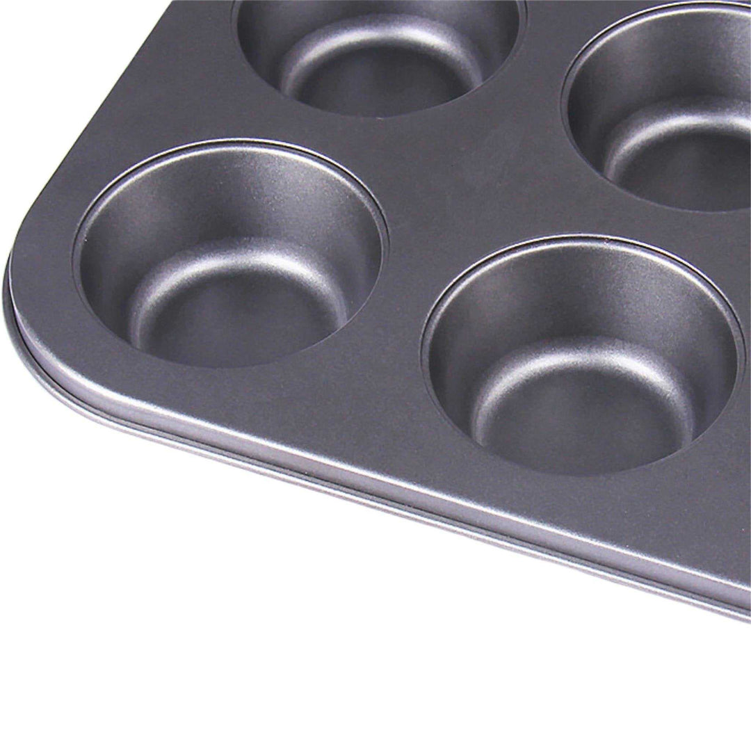 Muffin Pan And Nonstick Oven