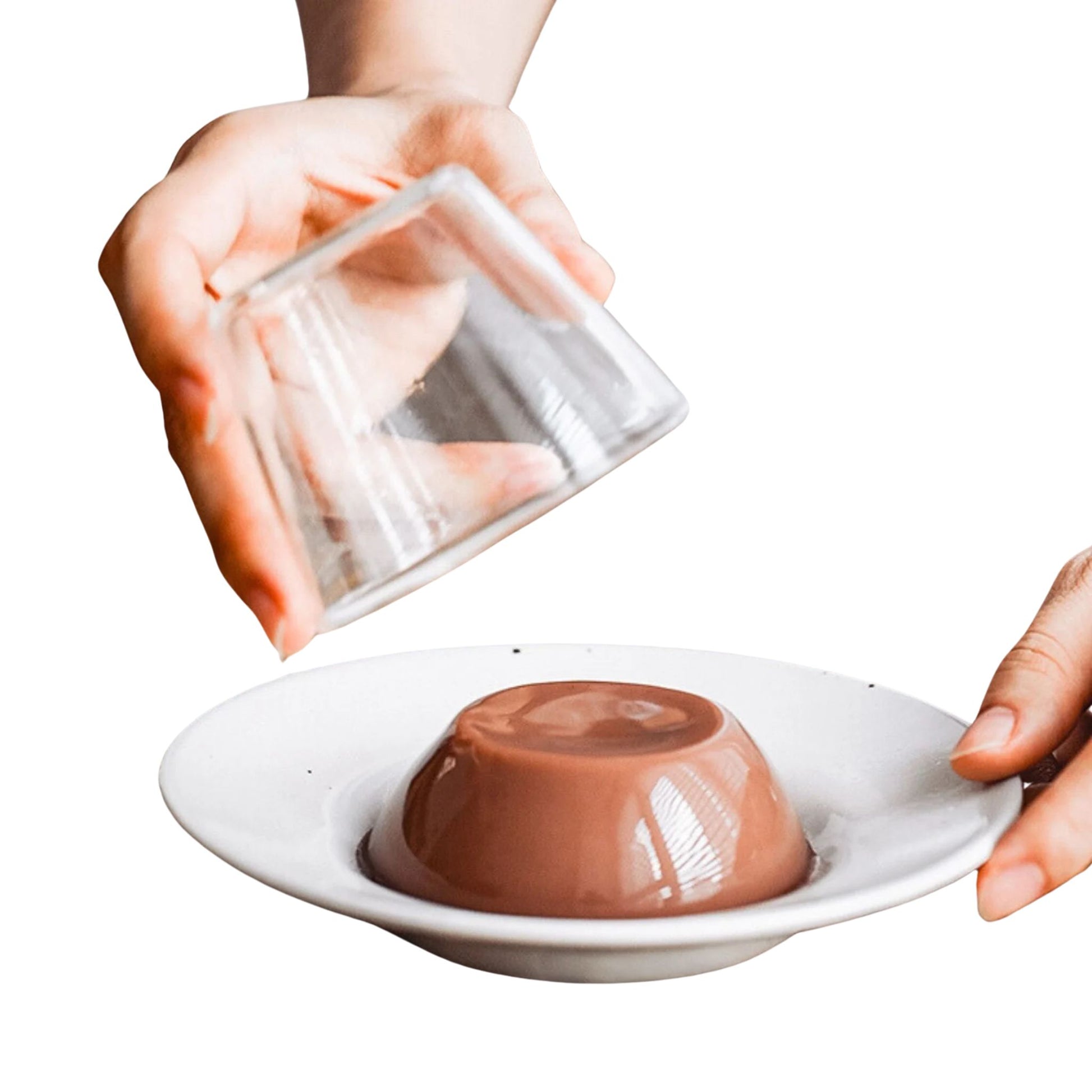 High-borosilicate glass pudding cups with silicone lids