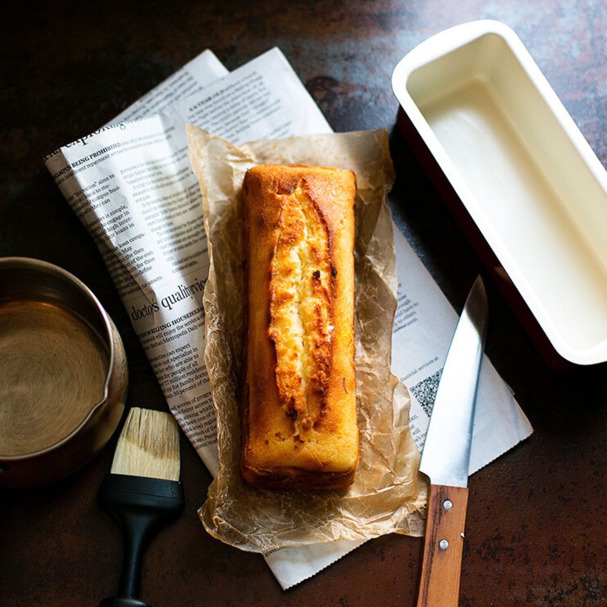 8" Red Pound Cake Loaf Pan, alternate view 4